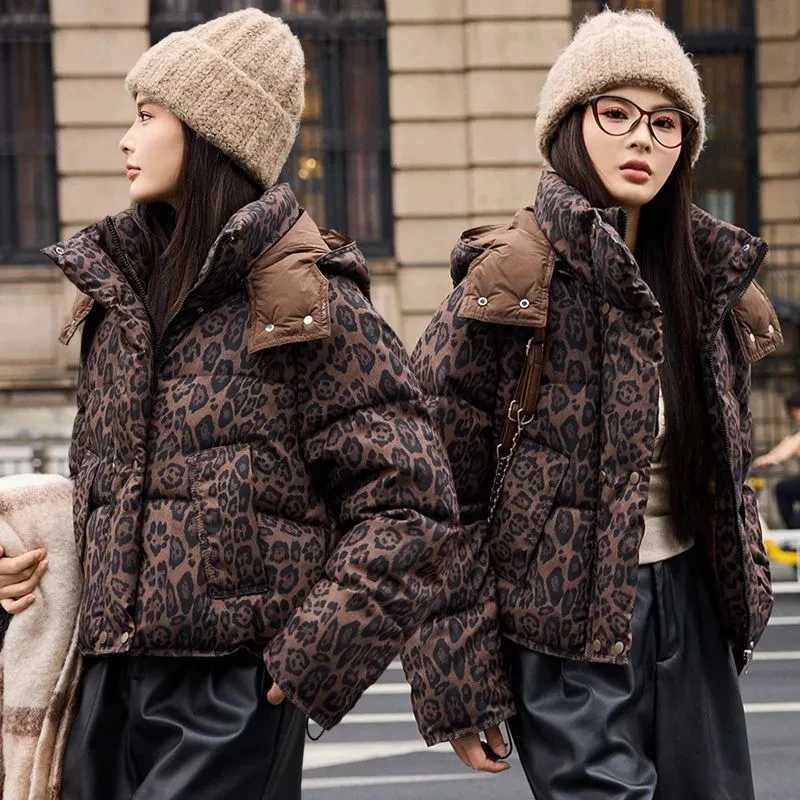 Women's Down Parkas Leopard Print Down Cotton-Padded Jacket Women's Parkas Winter 2027 New Warm Cotton Coat Fashion Outwear Hooded Female