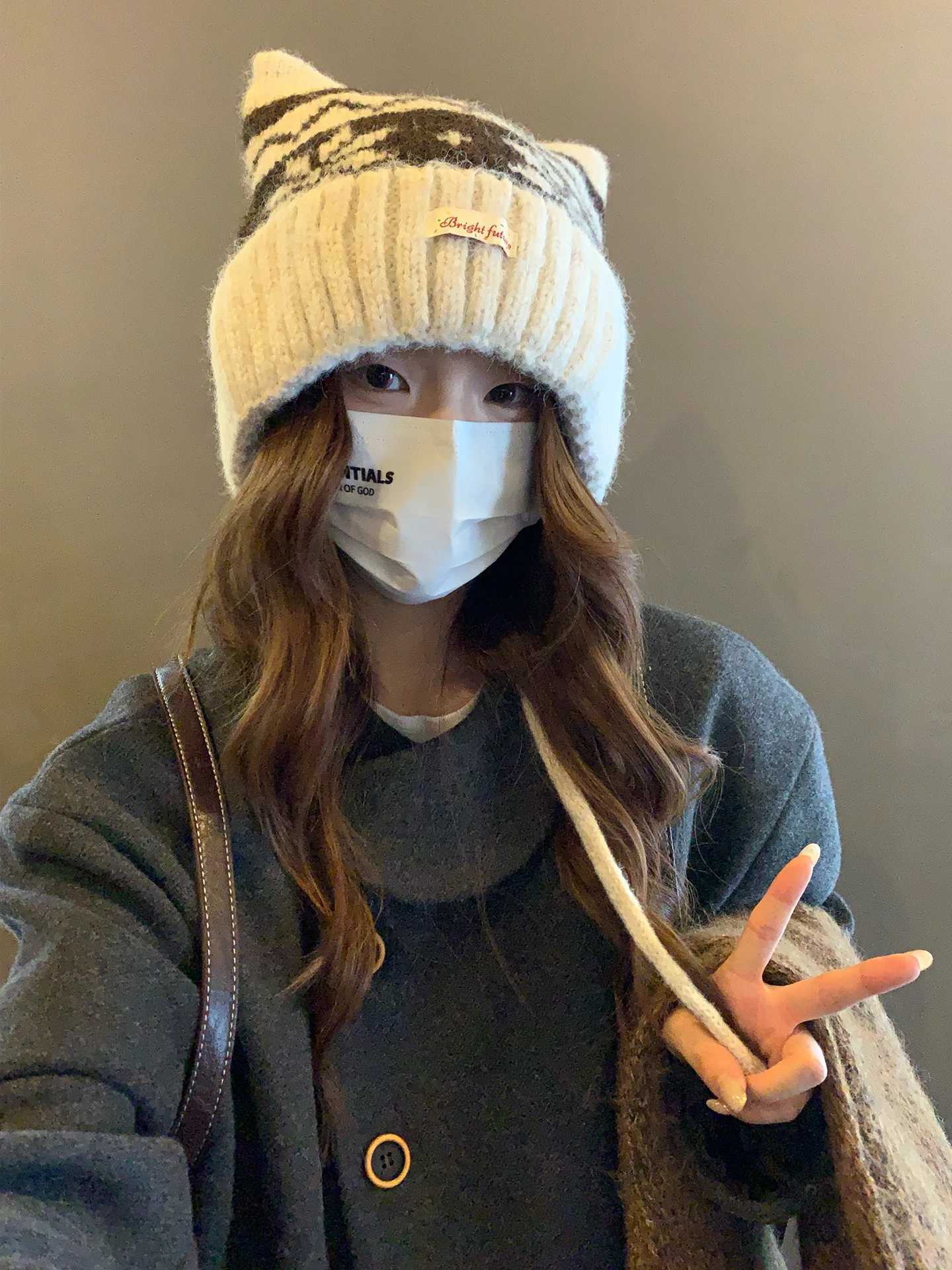 Beanie/Skull Caps Fair Isle Jacquard Cat Ear Beanie Women's Winter High-End Warm Earflap Slimming Face BeanieT261017