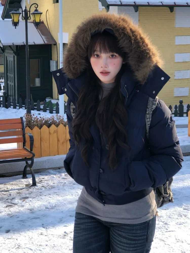 Women's Down Parkas Women's Oversized Casual Big Fur Collar Thickened Coat 2025 Winter New Short Down Jacket Korean Loose Parka Coat Lady