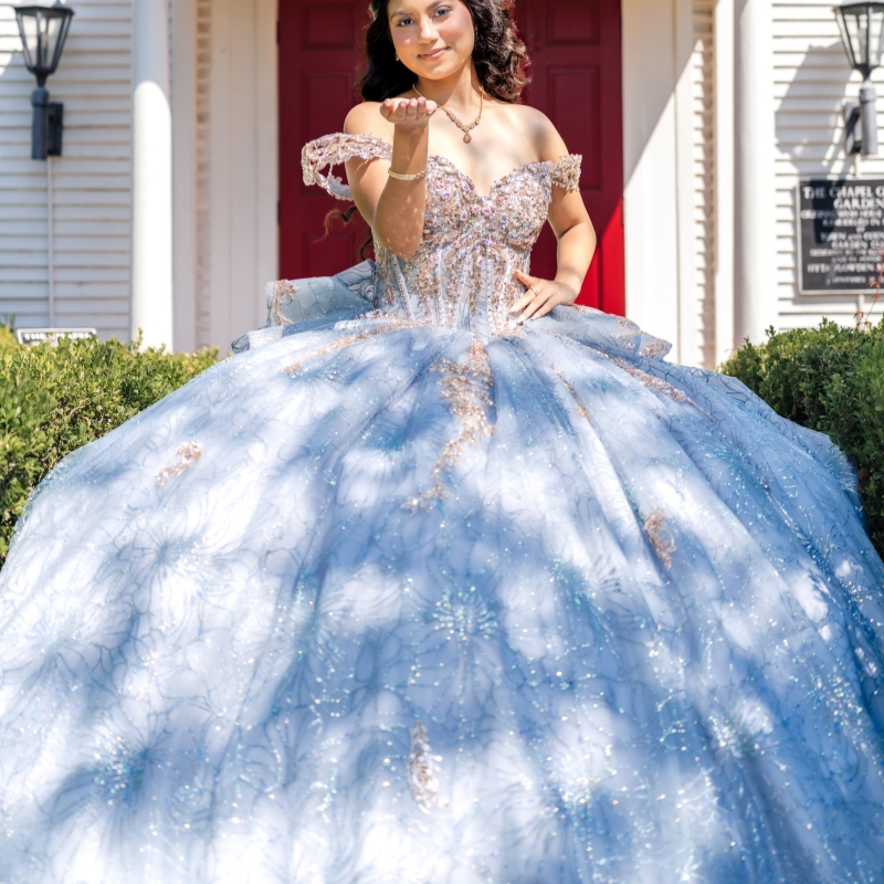 Light Blue Glitter Quinceanera Dresses Off Shoulder Ball Gown Sweet 16 Dress Sequin Applique Lace Beading Bow Tull Party Birthday vestidos 15 de ano