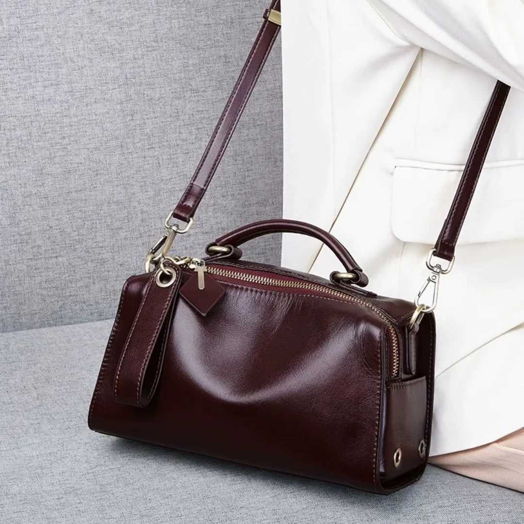 Evening Bags Casual Genuine Leather Tote Bag Women Small Real Oilwax Cow Leather Handbag Fashion Ladies Shoulder or Crossbody Bag H261016