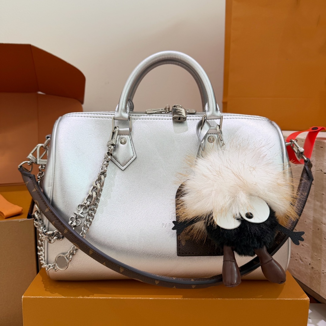 27SS Mens Womens Luxury Designers New Silver Pillow Bag Cowhide Leather Handbag Shoulder Bag Crossbody Bag Daily Commute Bag Short-distance Travel B