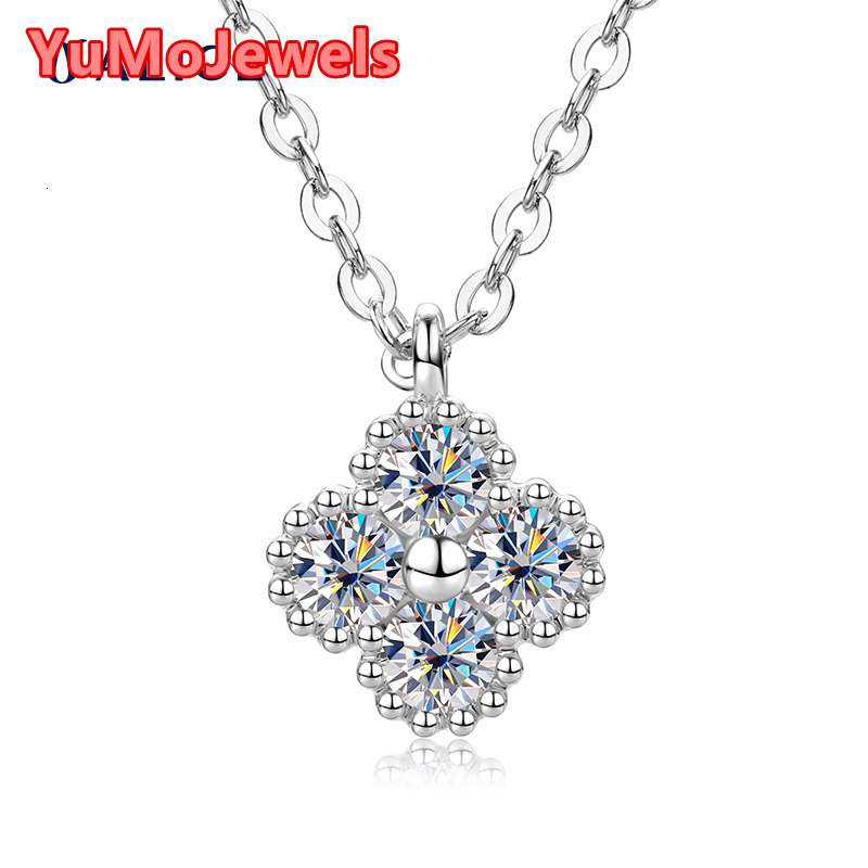 Fine S925 Sterling Silver Necklace Ab Created Moissanite Jewelry Four Leaf Clover Charm Necklaces Gemstone Pendant Necklace Gift