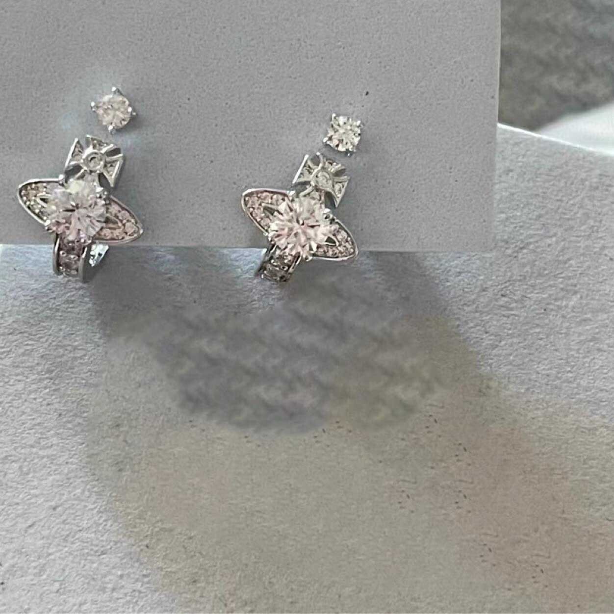 earrings Xijia NANA Style Saturn U-Shaped with Inlaid Diamonds, Hollow Design, High-End Light Luxury Niche Design Stud Earrings for Women