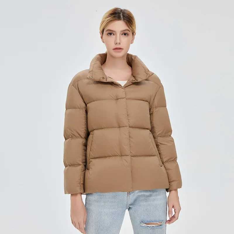 Women's Down Parkas Women Down Jacket 2025 New Arrival Female 90% White Duck Down Fashion Short Bread Thicken Ultra Lightweight Down CoatT26101