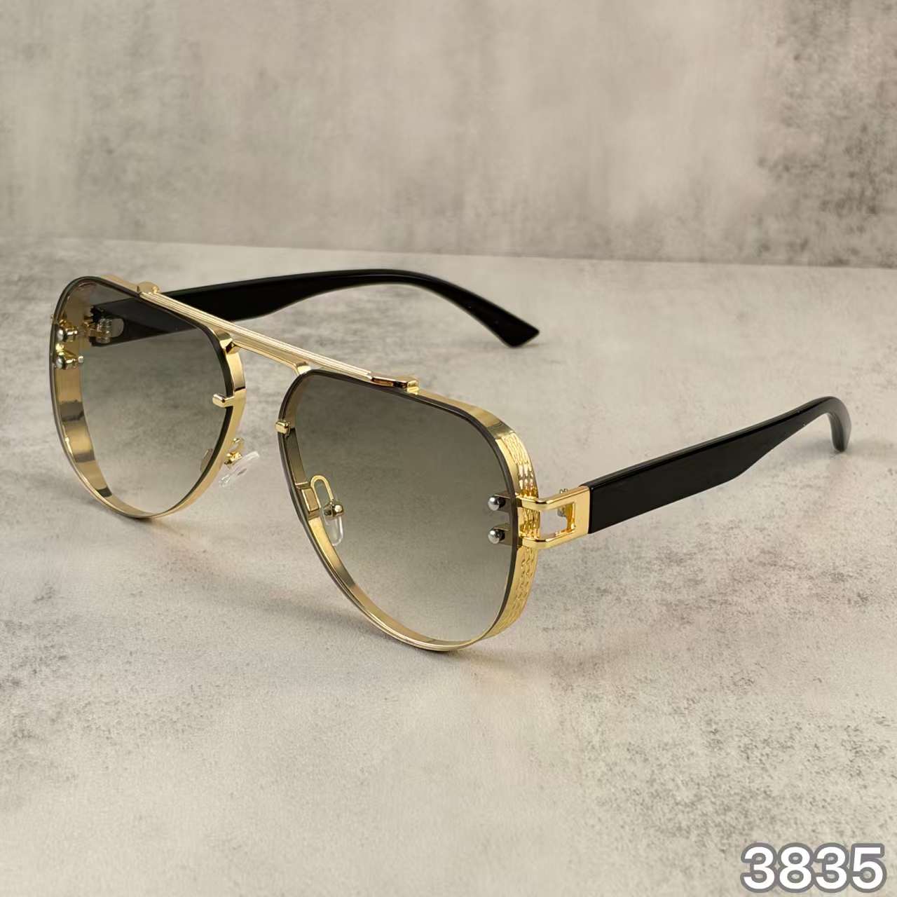 2026 New Arrival Men's Glasses Stylish Large Frame Pilot Sunglasses for Women and Men Double Beam Shades