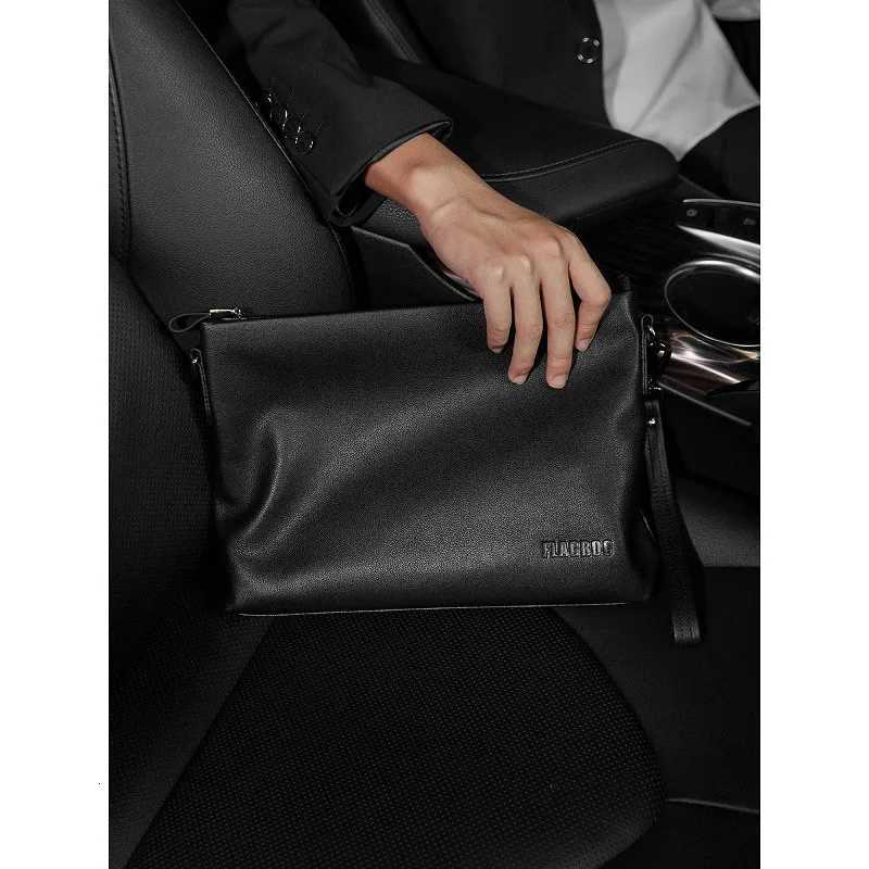 Designer Leather Genuine Totes Men's New 2-Way Crossbody Bag Cluh Bag Soft Casual Shoder Handbag Large Capacity Messenger Purse for Daily J2610