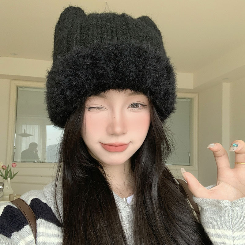 Koreanstyle autumn winter hat women warm and plush versatile suitable for large head sizes cute catear knitted beanie