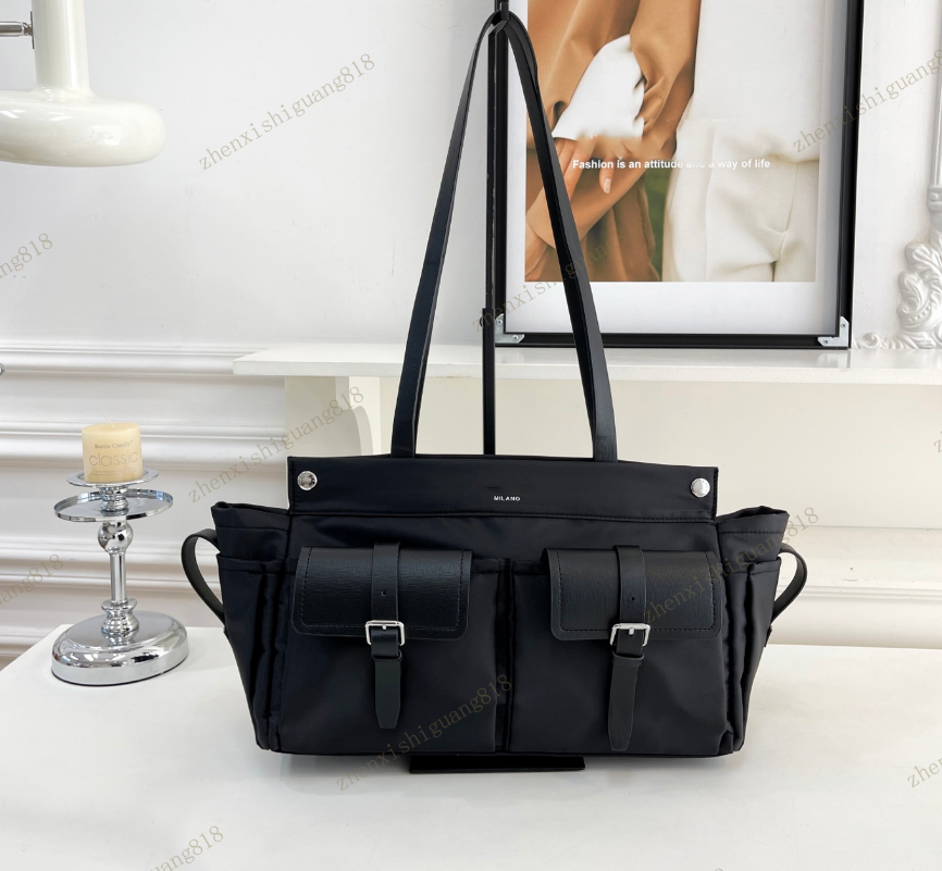Fashion Nylon Black TravelBags Handbags LargeCapacity Holdall Carry onLuggages Top Quality DuffelBags Luxury Men LuggageGentleman Commerce ToteBag