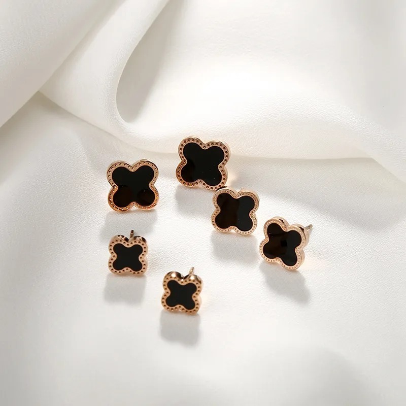 Classic Fashion Elegant Exquisite Korean Style Four-Leaf Clover Earrings Rose Gold Titanium Steel Ear Jewelry Summer