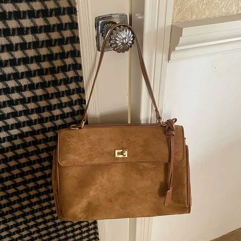 Cross Body Faux Suede Women Handbag Large Capacity Winter Commuter Female Shoulder Messenger Bag Big Ladies Totes Commuting Armpit Bag H261016