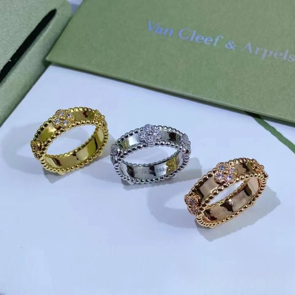 2026 Fanjia High-End Four-Leaf Clover perfume Kaleidoscope Ring, Electroplated V-Gold, Starry Sky Lucky cologne Flower, L4