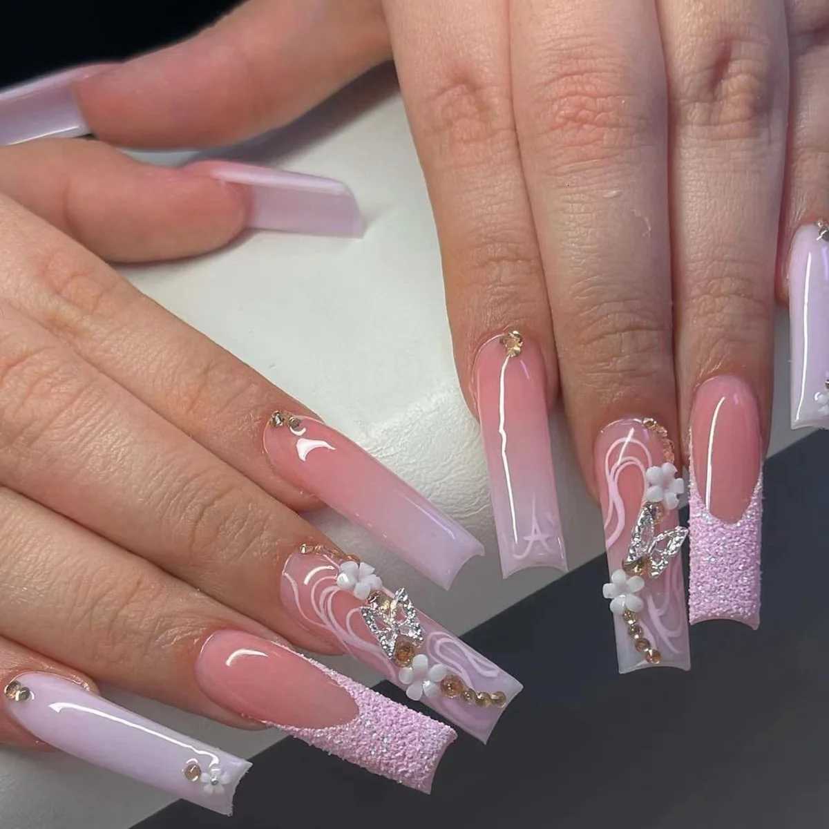 False Nails 24Pcs Simple French Press on Nails Solid Color False Nails Sweet Cute Fake Nails Long Square Stick on Nail Glitter Diamond Nail Q261017