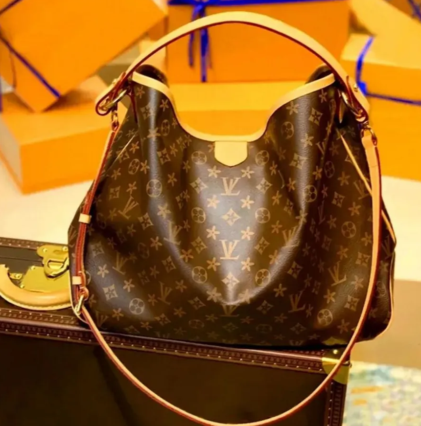 Designer Bag Brown Flower Large Capacity Totes Bags Sac Femme Leather Women Shoulder Bags Messenger Handbag Diane Baguette Lady Purse Designer Bags