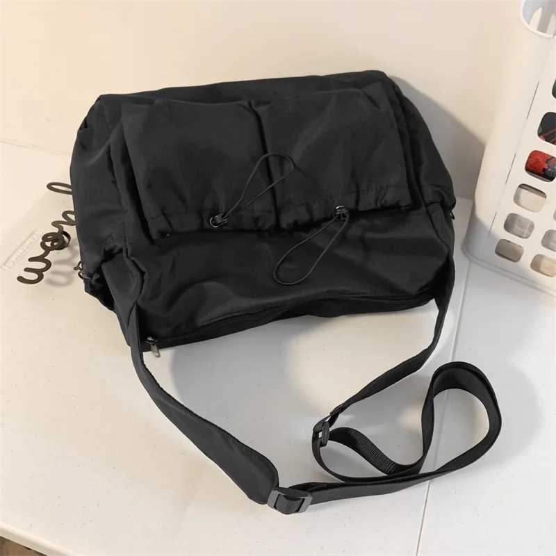 Shoulder Bags New Crossbody Bags for Women Youth Men Fashion Casual Large Capacity Handbags Shoulder Bags Solid Color Ladies Messenger Bag H261016