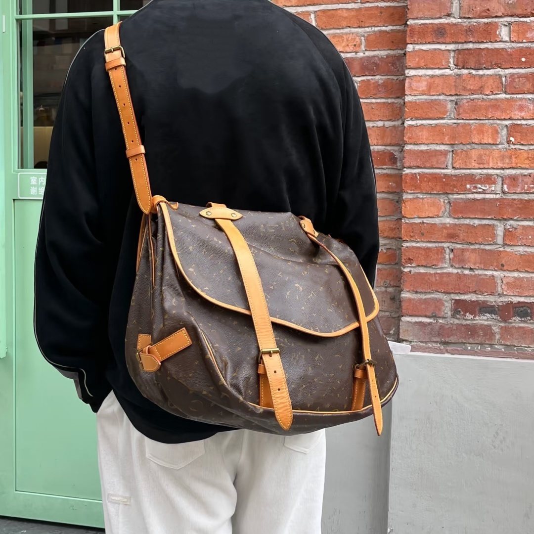 26SS Mens Womens Luxury Designers New Messenger Bag Monogram Leather Handbag Shoulder Crossbody Bag Daily Commute Bag Short-distance Travel Bag Purs