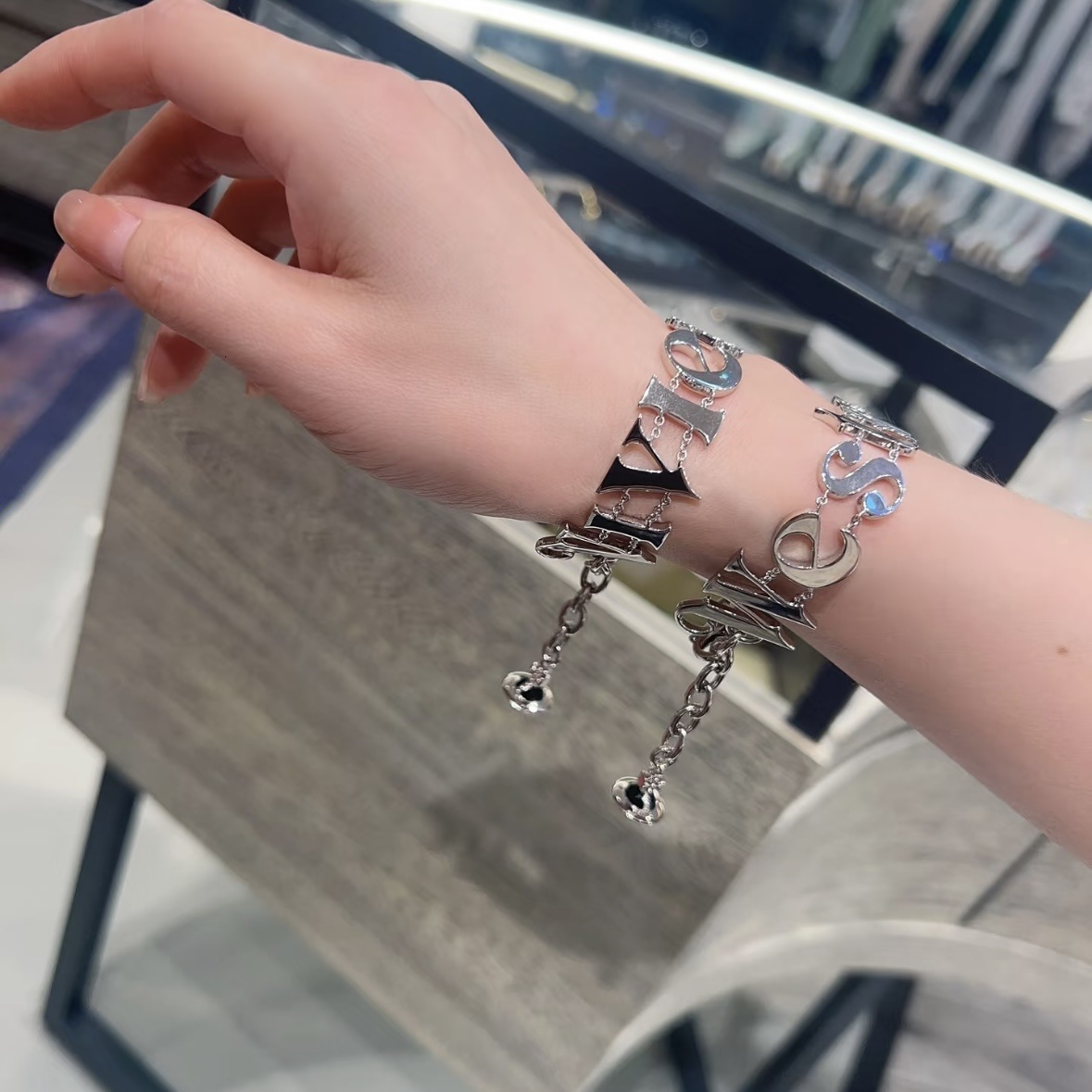 earrings bracelet Xijia Grand Empress Thread Cut Large Letter Logo Bracelet for Women, Punk Hip-Hop Rock, Unique and Niche Style