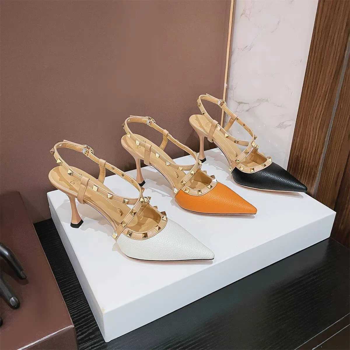 2024 Summer New Designer New Ankle Strap Sandals for Women Party Elegant Pointed Stiletto Sexy High Heel Women Shoes Q261015