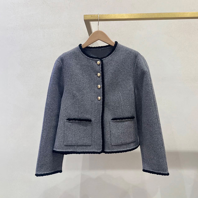 Women Contrast Color Wavy Edge Woolen Short Jacket Gold Buckle Lady Round Neck Fashion Gray Coat Autumn Winter