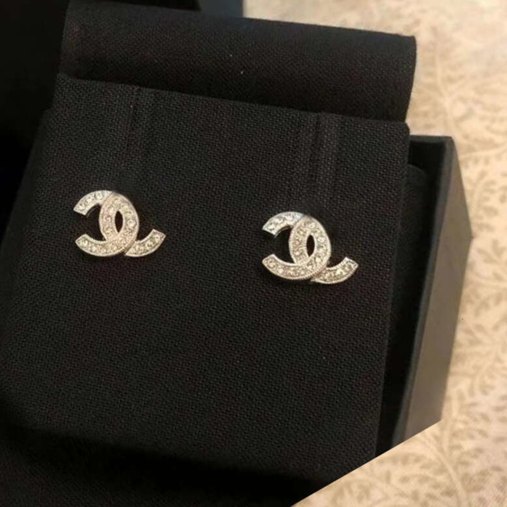 Stud CC earrings Mini small for women classic full-diamond earrings with letter elements exquisite ear accessories1