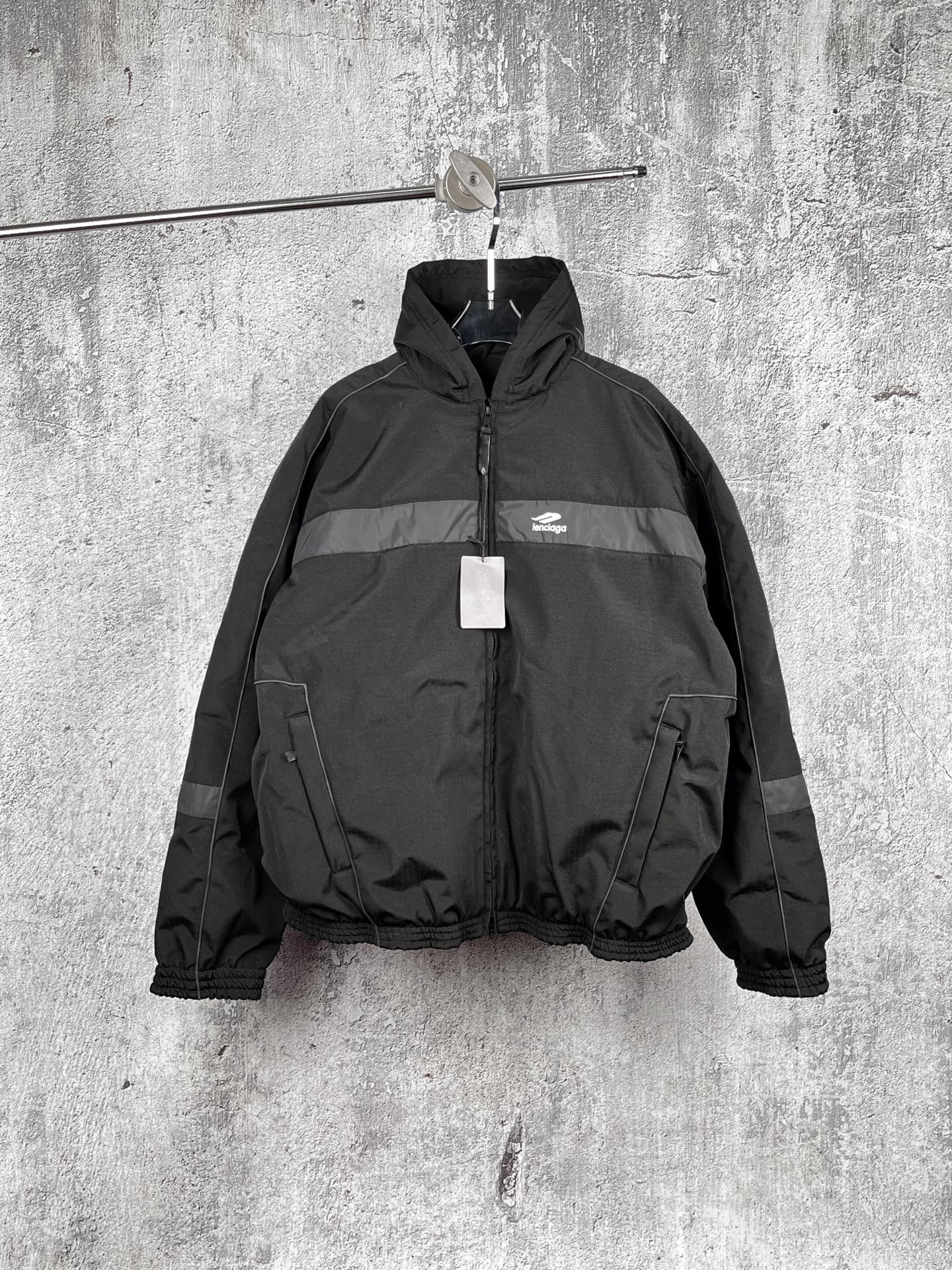 2026 Fashion Jacket 26SS Khaki Zipper Jackets Streetwear Outdoor Casual Oversize Jacket Brand Coats Satin Designer Jacket Clothing s6