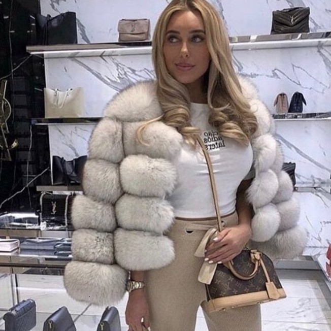 The coat is tailored and stylish Cross-Border European And American Hot Sale Imitation Coat Women's Short Long Sleeve Furry Faux Fur Outerwear