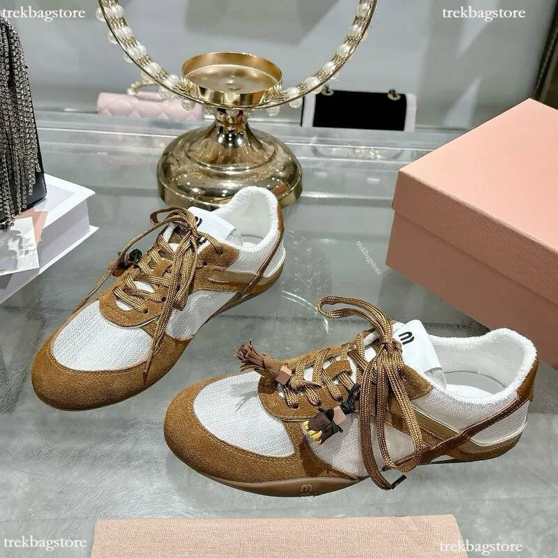 mius shoes Womens Gymnasium Mesh Suede Sneakers Womens New Outdoor Training Shoes Designer Cowhide Lace Up Casual Shoes Rubber Outsole Size 35 41 mi
