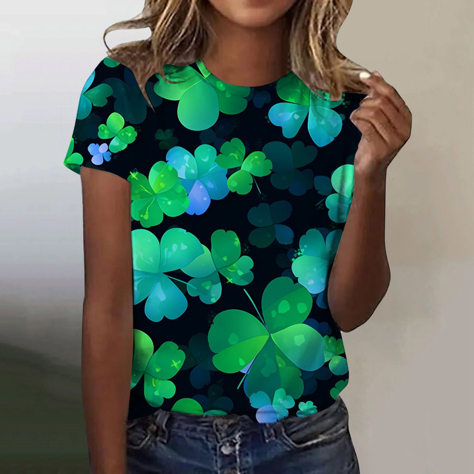 2026 Summer New Four-Leaf Clover Casual 3D Printed Fashionable Women's Short-Sleeved Top Free Shipping
