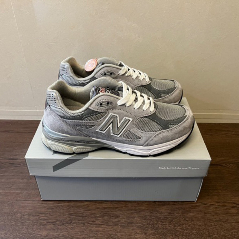 Premium Designer 990v3 comfortable, versatile, breathable, cushioned dad shoes, suitable both men women, for commuting, casual wear, and sports