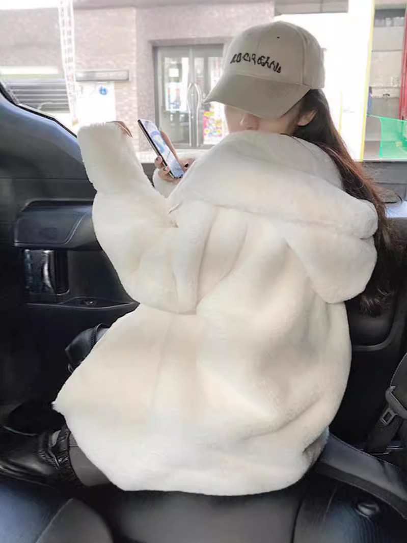 2026 New Autumn Winter Loose-Fitting Hooded Rabbit Fur, Fleece-Lined, And Thickened Faux Shearling Fur Coat For Women Honglu