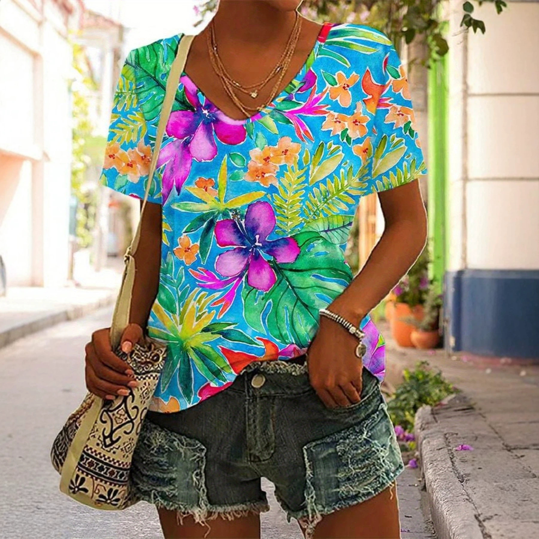 2026 New European American Style, Fashionable Trendy Casual Sports T-Shirt With Breathable Comfortable Short Sleeves And A V-Neck Free Shipping