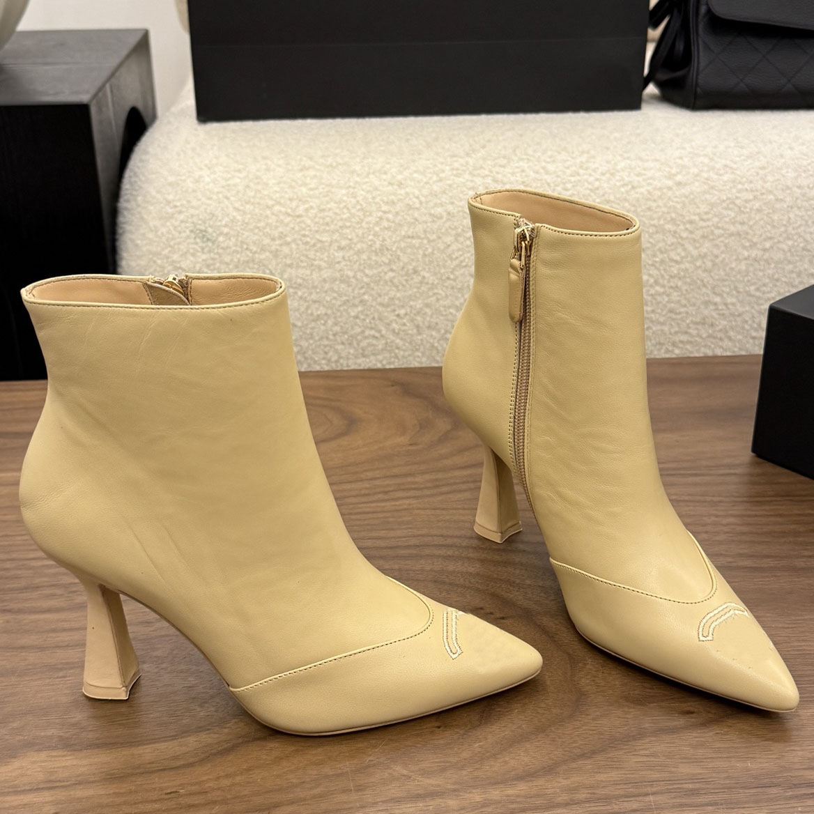 Women Short Boots Designer Kitten Heeled Boots Calfskin Square-Toed Heels Bootie Winter Fashion Ankle Boots size 35-42