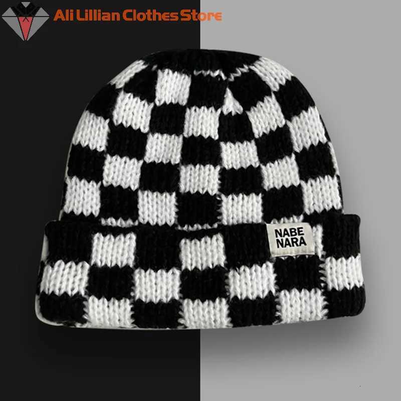 Beanie/Skull Caps Checkerboard Plaid Knitted Hat For Women Autumn And Winter Korean Style Wool Hat Japanese Style Face-enhancing Small Hat Q261017