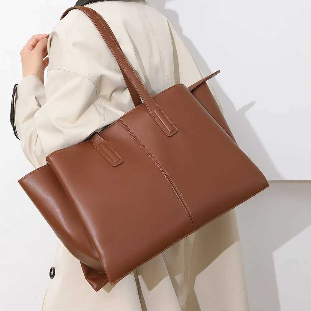 Designer Vintage Wen's Tote Bag Totes New Korean Versi Large Capacity Simple Cmuting Bag Fiable and Versatile Single Shoder Bag J261016