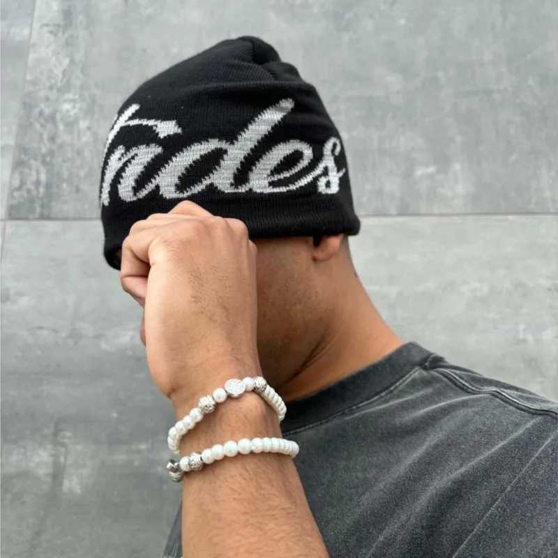 Letter Funny Wool Knitted Hats American Style Hip Hop Warm Autumn And Winter New Beanies Versatile Street Fashion Acssories S2610170PXW