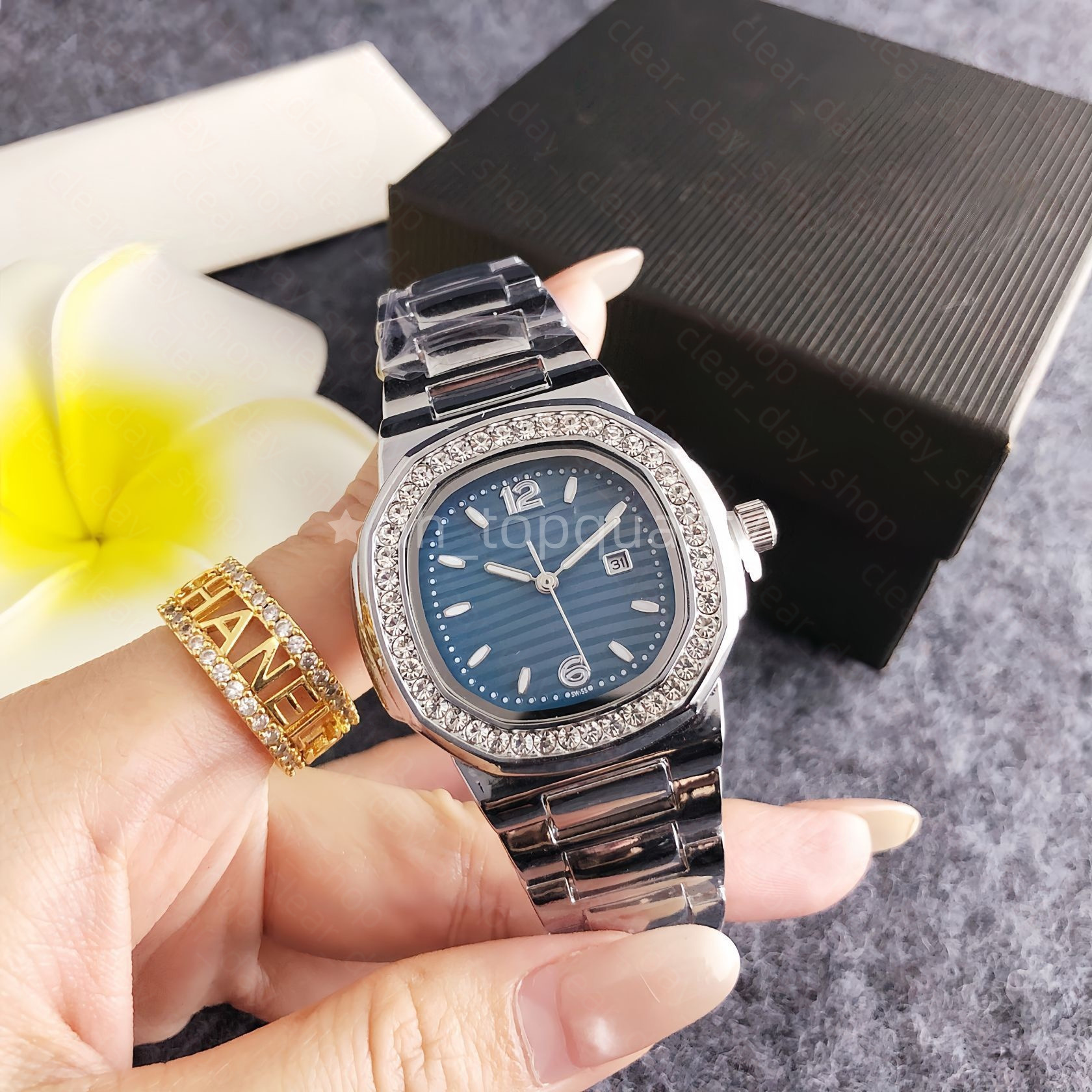 AAA 5740 Nautilius Watches Luxury Patekeities Philipeities Watch Man Designer Watch Chronograph Designer Aquanaut Watch Automatic/Quartz Movement Wi