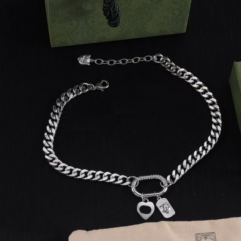 Designer Jewelry gg necklace twist necklace fashionable and versatile piece with unique design perfect as a clavicle chain gg Necklace