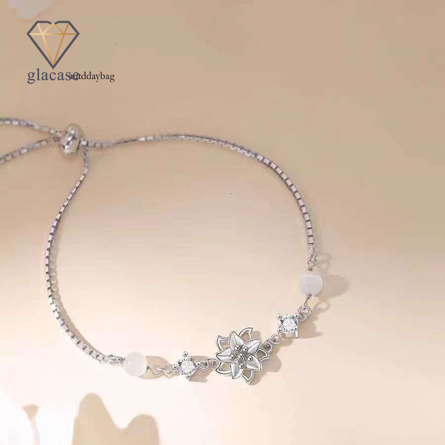 New Jasmine Bracelet Women, Light Luxury Niche Design, High-end Feel, Jewelry Gift for Girlfriend's Birthday or Valentine's Day