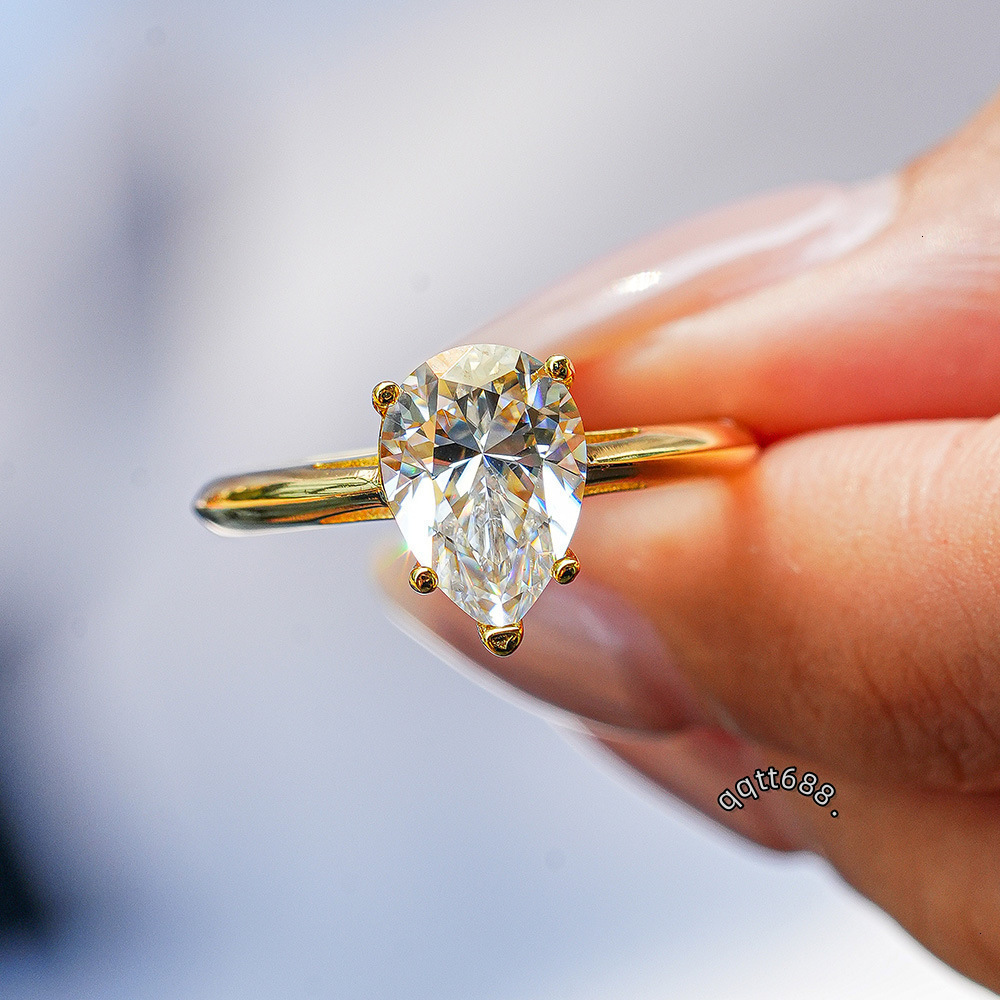 D Color Classic Design 925 Sterling Silver 14k Gold Plated 2ct Pear Cut Moissanite Ring for Women Wedding