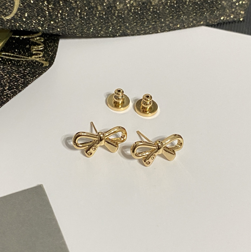 Mini Designer Gold Plated Bow Earrings Luxurious And Exquisite Gifts Suitable For Womens Fashionable And Simple Style Paired With Jewelry