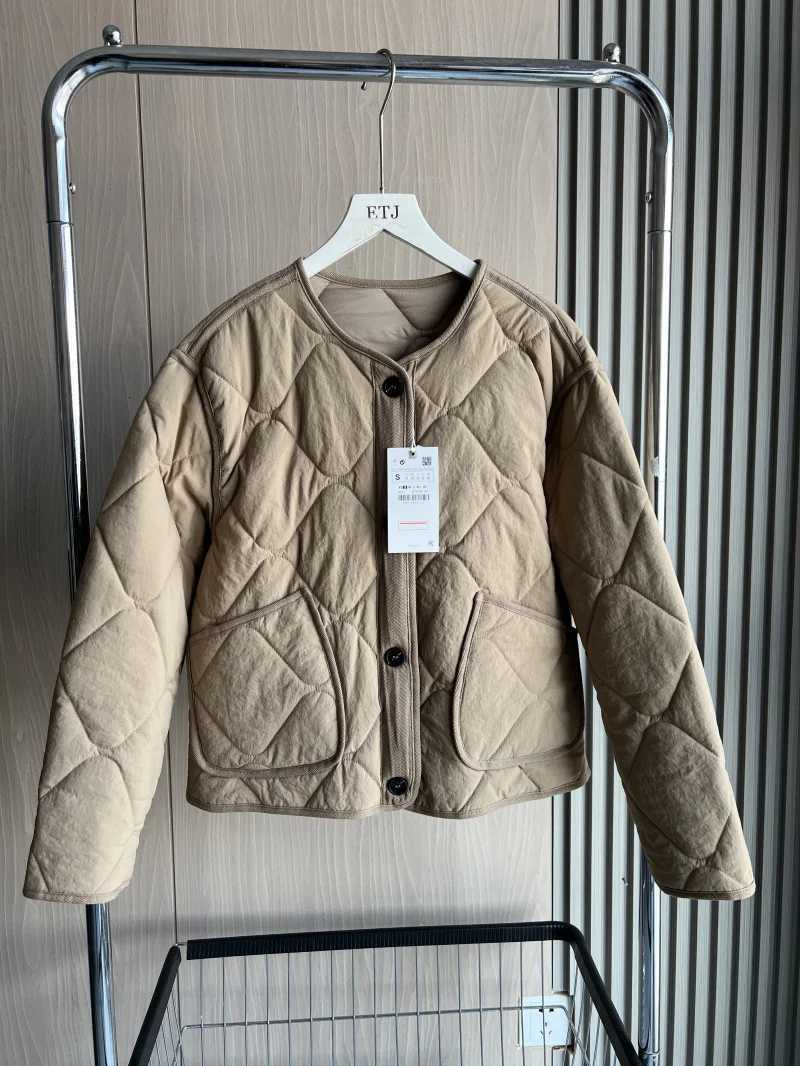 Women's Down Parkas ETJ 2025 Spring new women's vintage crewneck quilted cotton-padded loose version of quilted casual jacketT261017