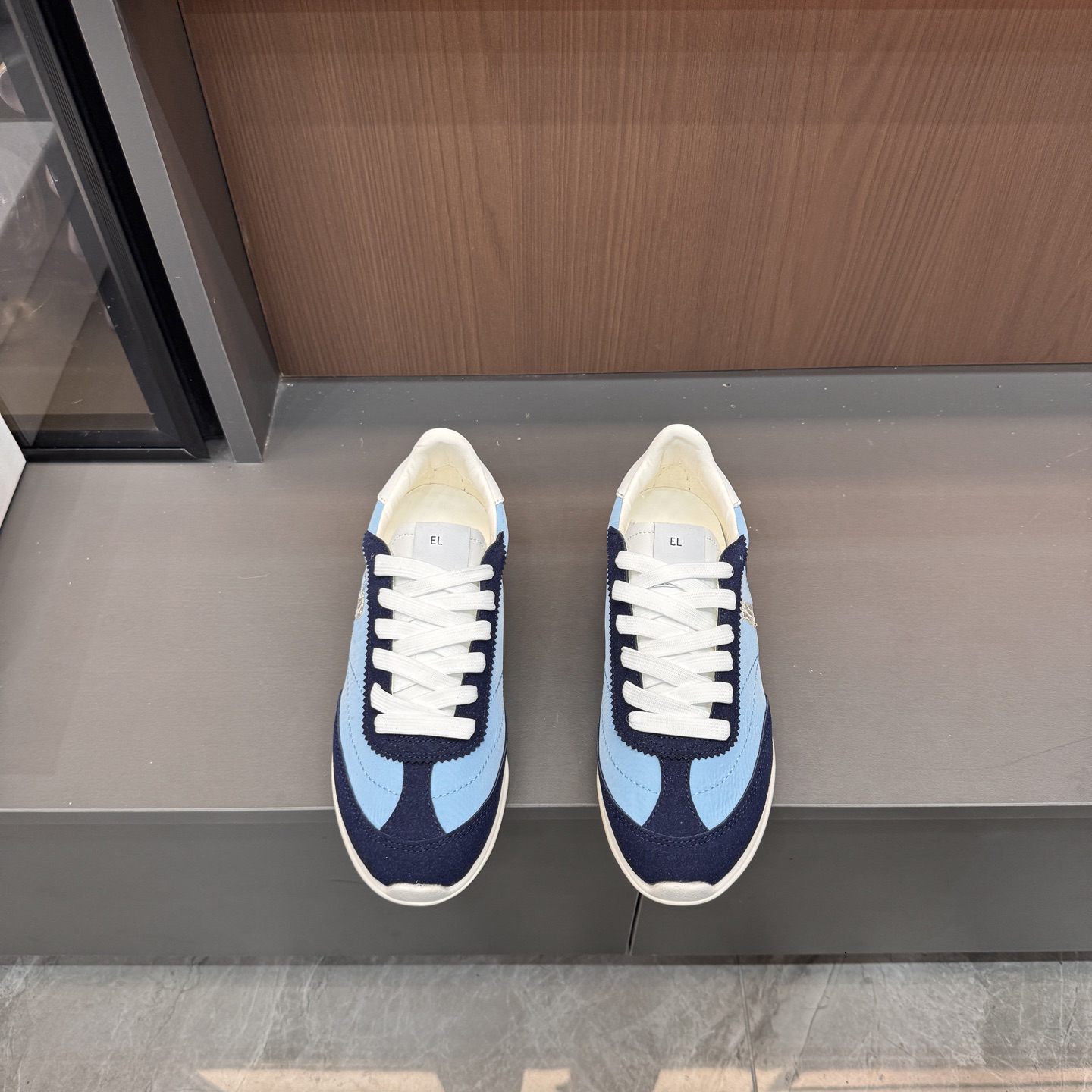 Retro Sneakers Luxury Suede Nylon Womens Designer Rubber Sole Casual Shoes For New Daily Street Outdoor Lovely Chic Stylish Trendy Fashionable Beaut