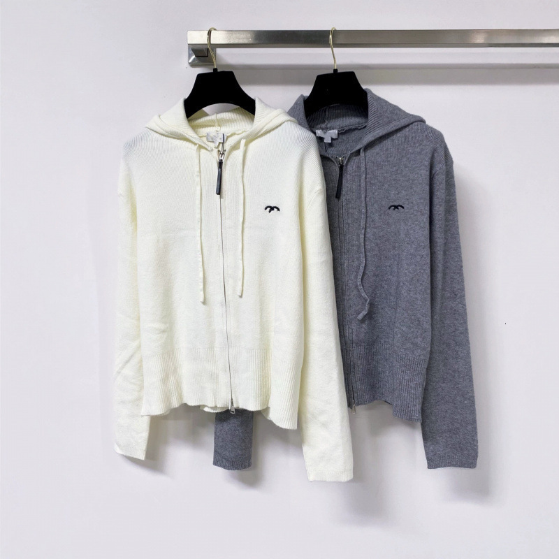 Designer High-End Early Autumn New Model, Solid Color Simple Hooded Knitted Long-Sleeve Cardigan 66e2