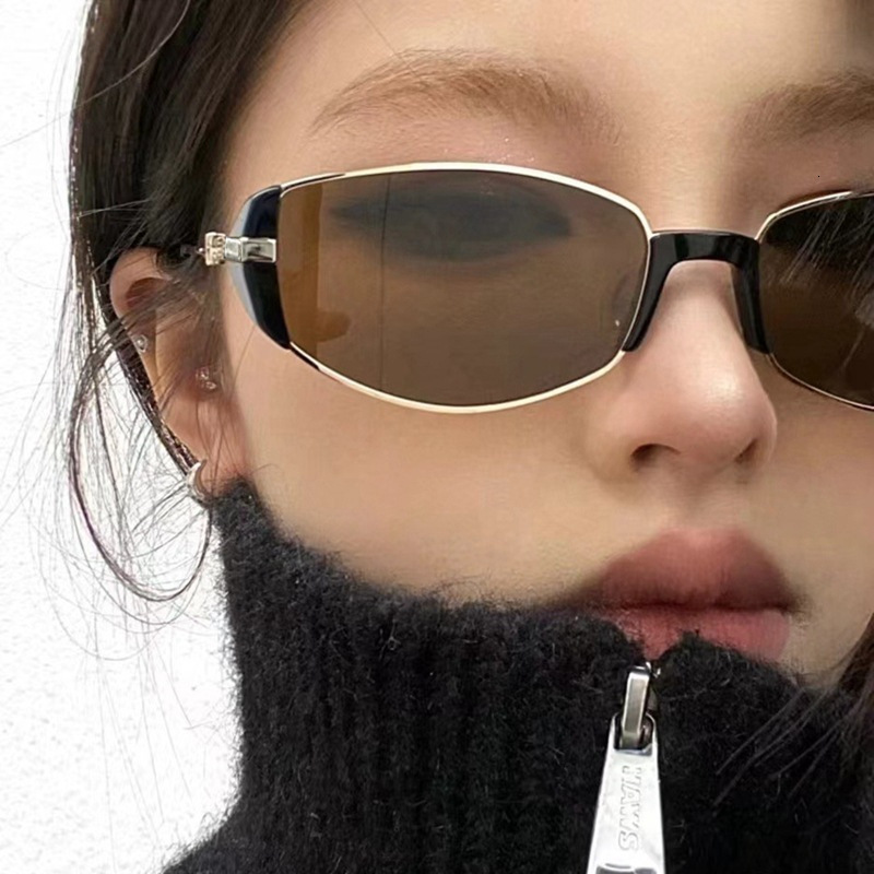 New Modern Retro Old Money Style Tea-Colored Narrow Frame Small Brown Glasses For Women, High-End Slimming Cat Eye Sunglasses Laotie