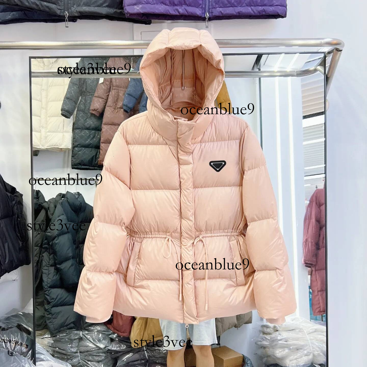 Triangle jacket Designer Womens Down Coats Jackets Fashion Womens Puffy Winter Parka Hoodies Fashion Quality Coats Woman Down Jackets pradmen jacket