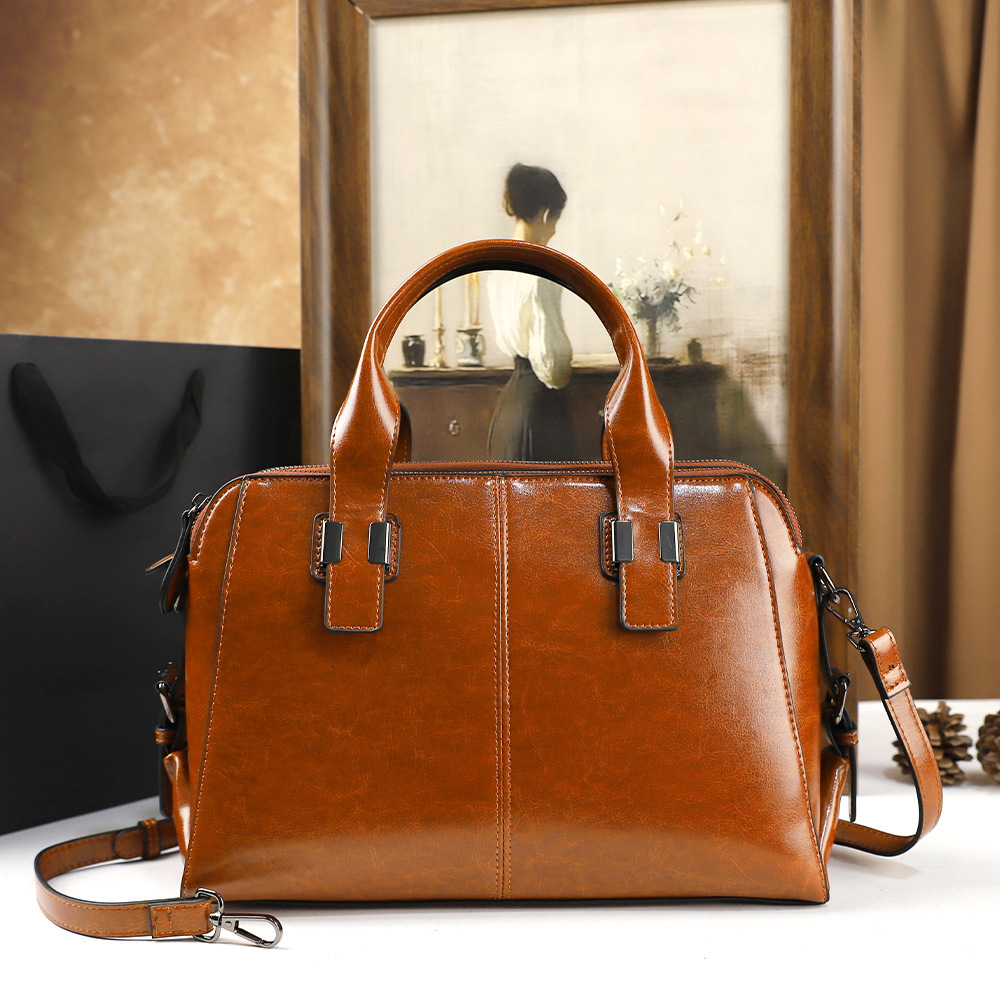 2026 New Women's Tote Bag, Autumn Collection, Large-Capacity Handbag For Work And Commuting, Shoulder Bag Retro Luxury Shoulder Bag