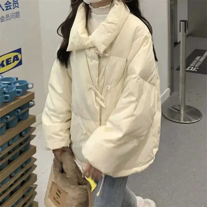 Women's Down Parkas Korean Down Padded Jacket Women Short 2024 Winter New Loose Horn Button Solid Color Padded Coat Bread Coat Paddeds JacketsT