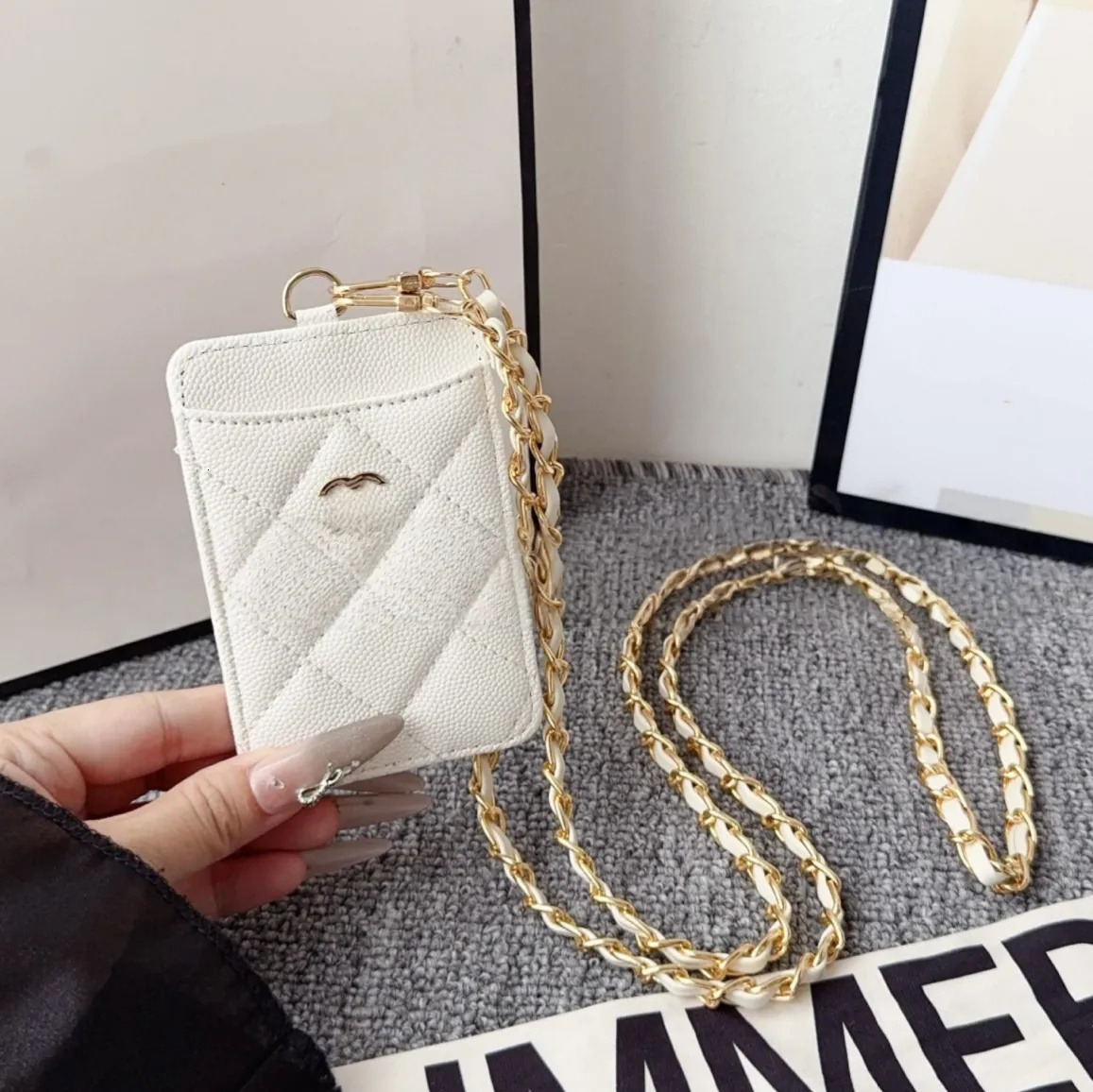 2026Stylish Lanyards for Name Tags ID Badge pu Leather Key Rings Men Women Wallets Designer Credit Card Holder Certificate Bag Fashion Accessories B