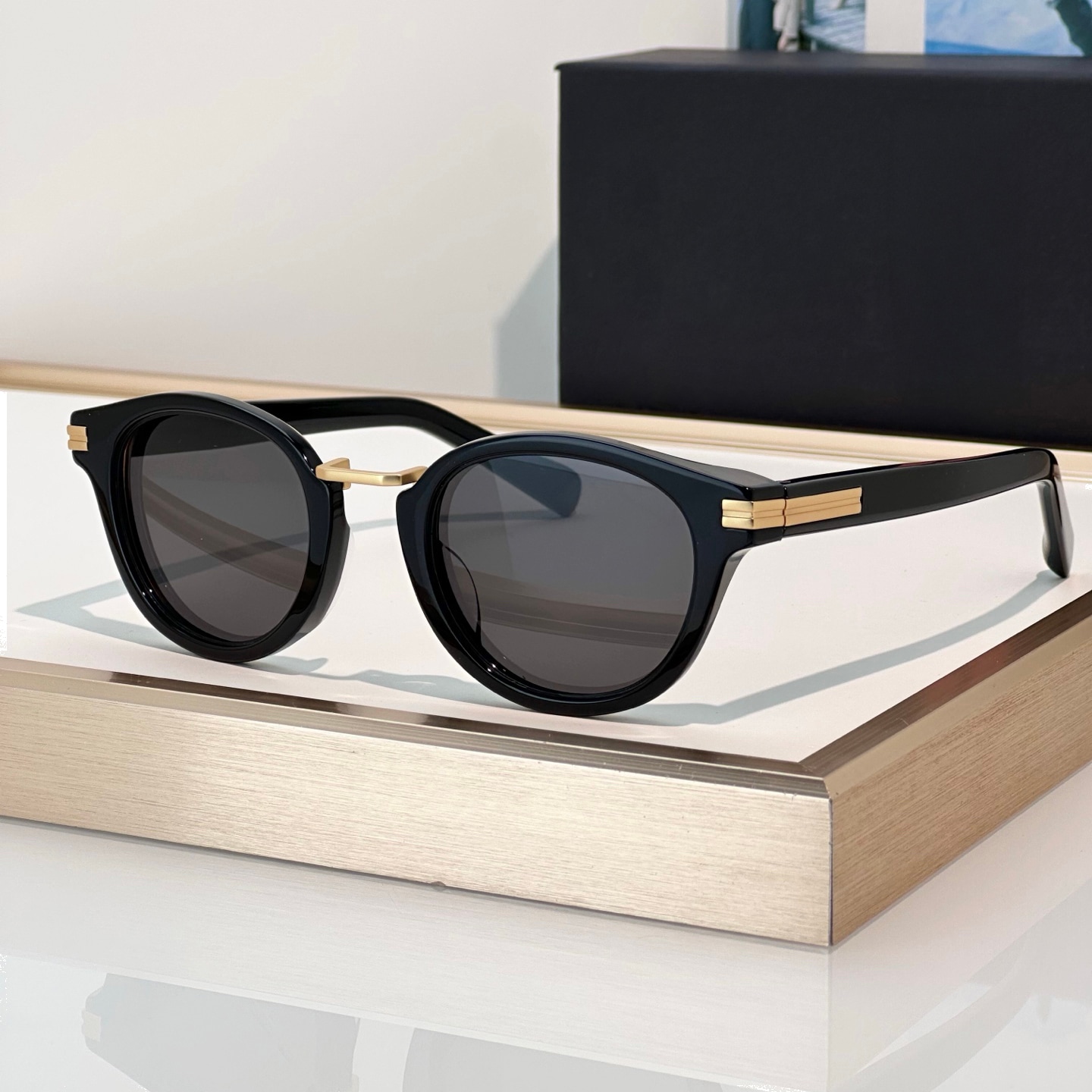 Sunglasses For Men Women Fashion 0284 Summer Designer Stylish High Street Catwalk Style Anti-Ultraviolet UV400 Oval Full Frame Glasses With Box