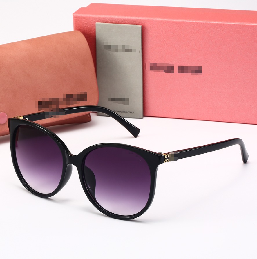 Designer Sunglasses Mens Womens Classical Sun Fashion Beach Glasses luxury glasses mens sunglases uv 400 casual Design Suitable Driving